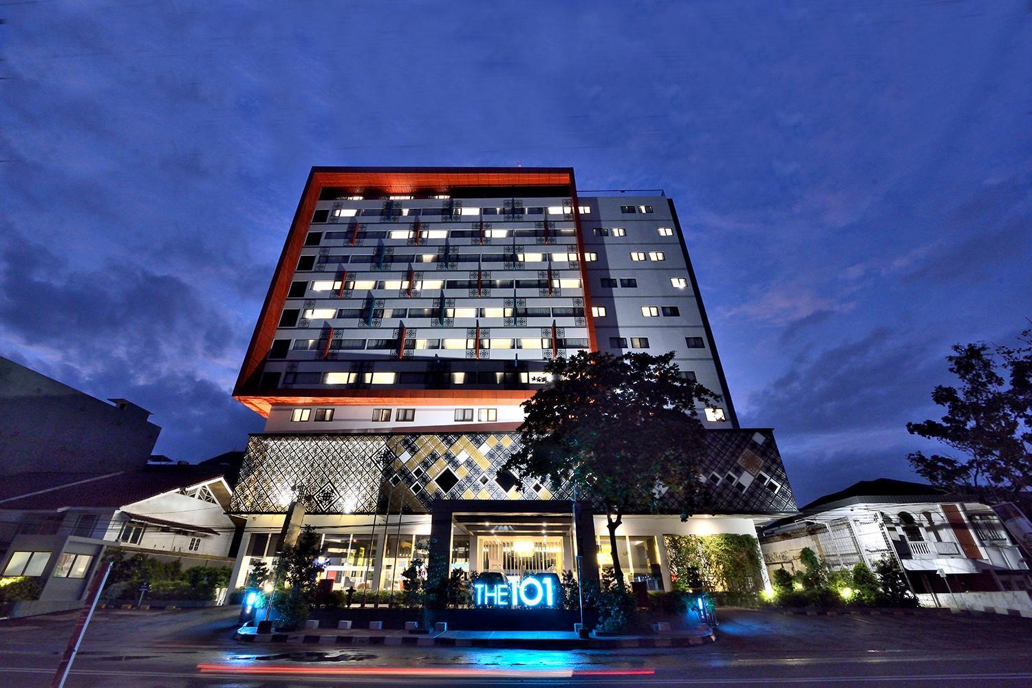The 1O1 Palembang Rajawali Hotel Exterior photo